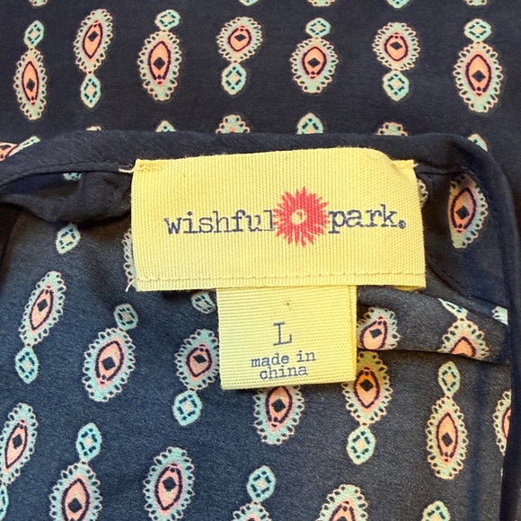 Wishful Park Navy and Pink Tank Top Size Large - Picture 3 of 8